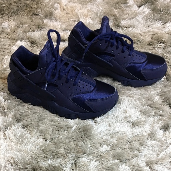 Nike Shoes | Womens Navy Blue Huaraches | Poshmark